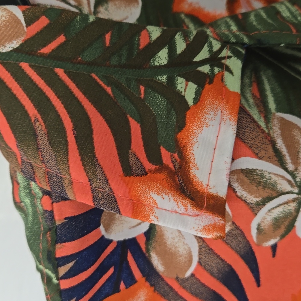 UZZI Hawaiian Floral Men's Shirt - Multicolor - Picture 3 of 9